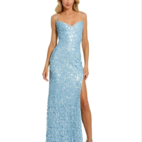 NWT Mac Duggal Elegant Blue Sequin Evening Gown medium